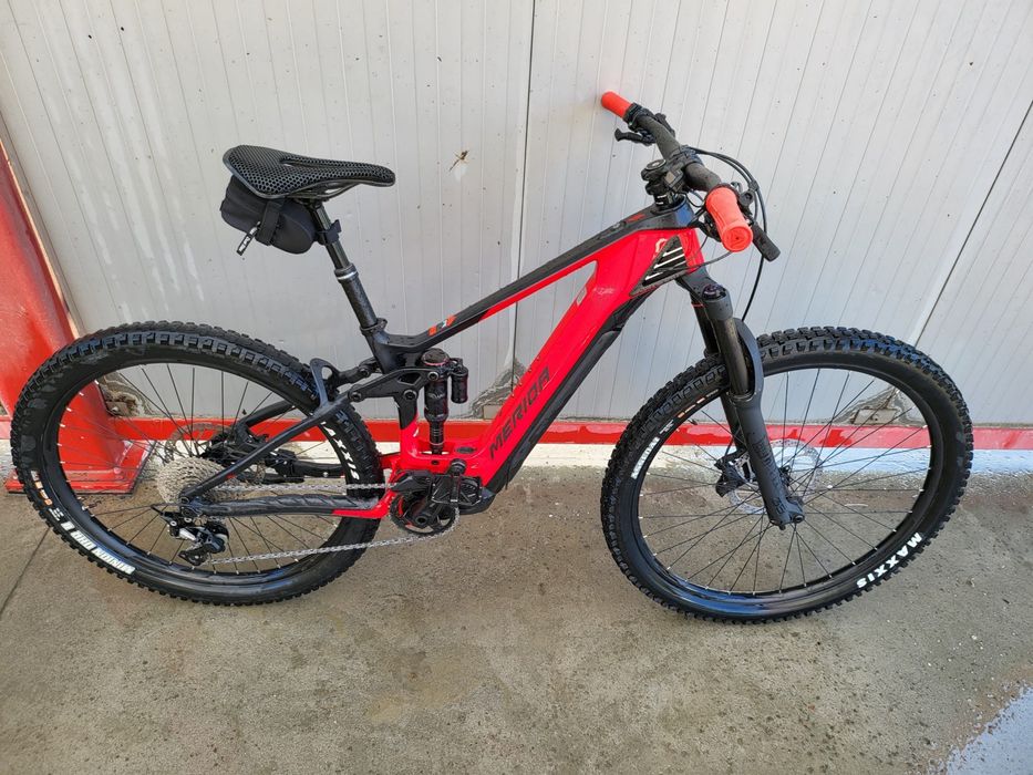 Bicicleta electrică Merida eONE-SIXTY 5000 carbon