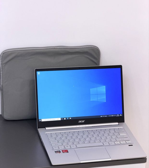 Продам ноутбук в полном комплекте acer