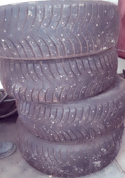 Продам зимние шины