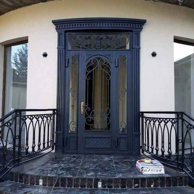 Барча Темир Дарвозаларни буюртма асосида тайёрлаб берилади.