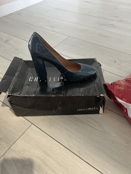 Продам туфли отличного качества