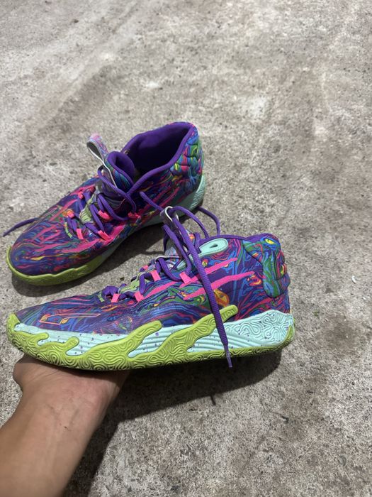 Баскетбольние кроссовки Puma x Lamelo MB.03