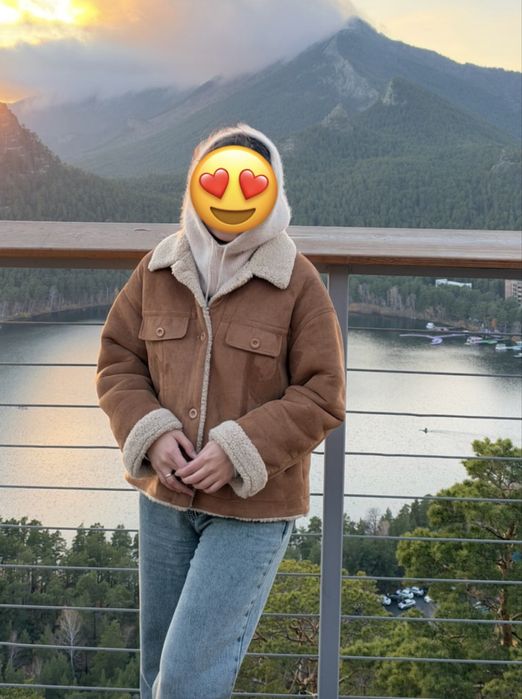 Дубленка под замшу с сумочкой