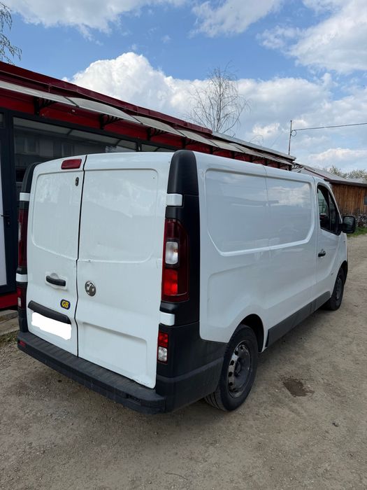 Dezmembrez Opel vivaro 1.6 r9m d452 biturbo 125 cp
