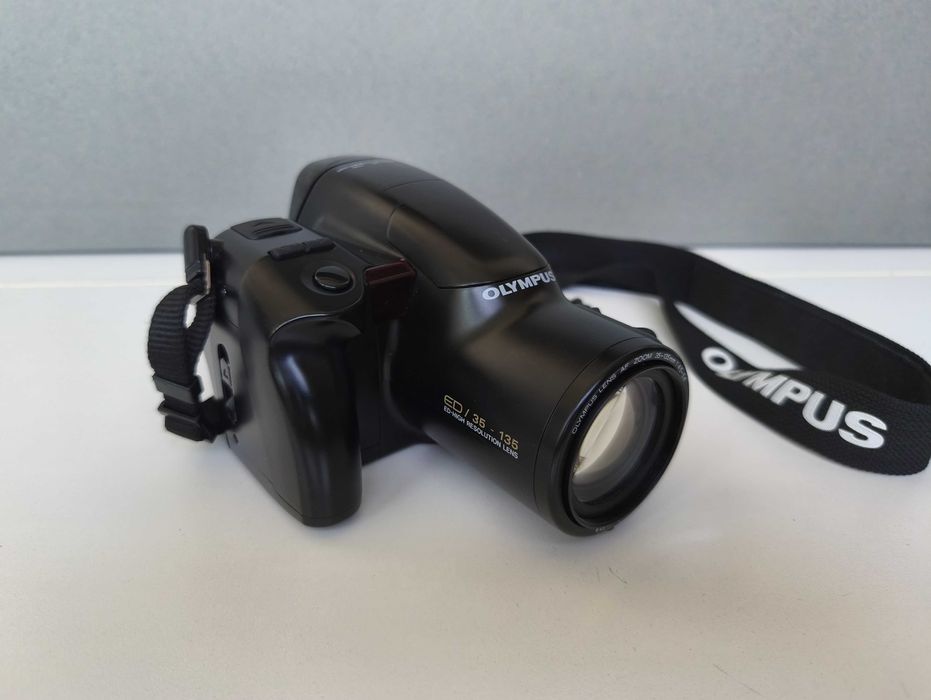 Aparat fotovechi,  pe film Olympus ED35-135