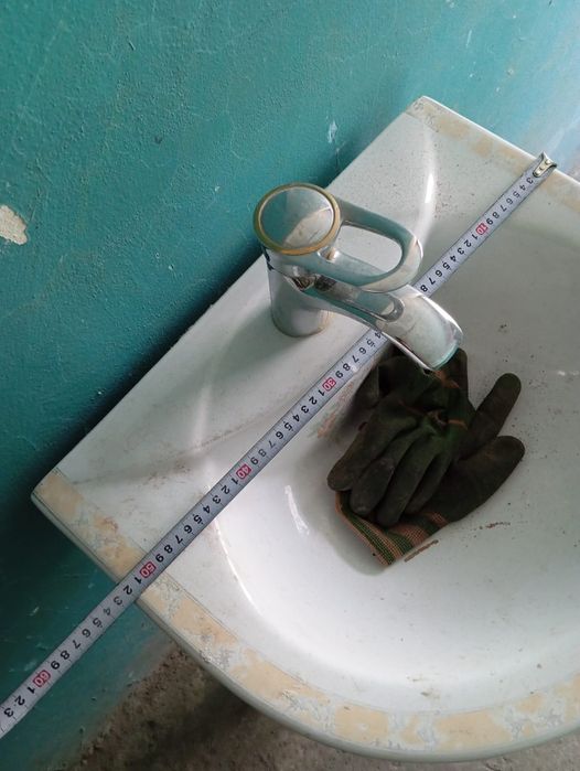 Раковина бу, смесителымен,аягымен