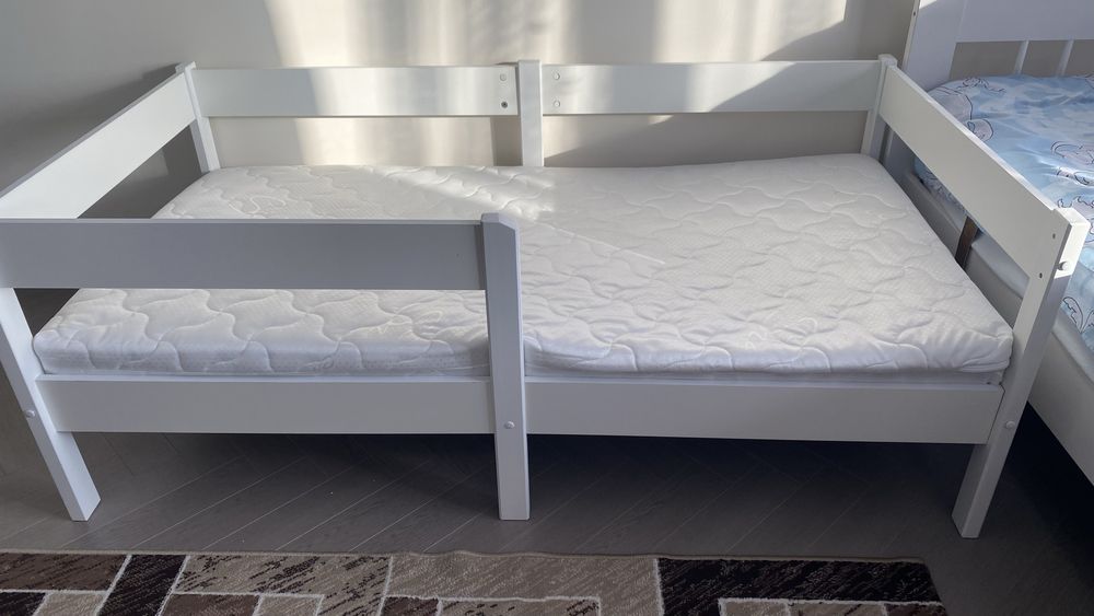 Детский кровать