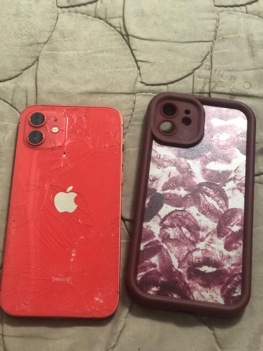 Продам iPhone 12