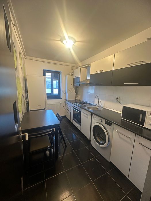 Chirie Apartament 3 camere 78mp 500 euro