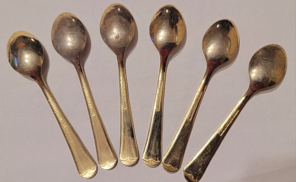 Позлатени и посребрени сувенирни лъжички