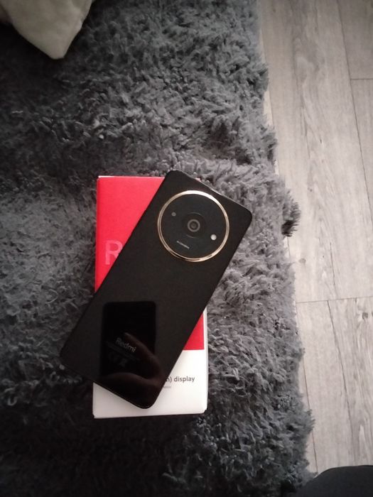 Продается телефон