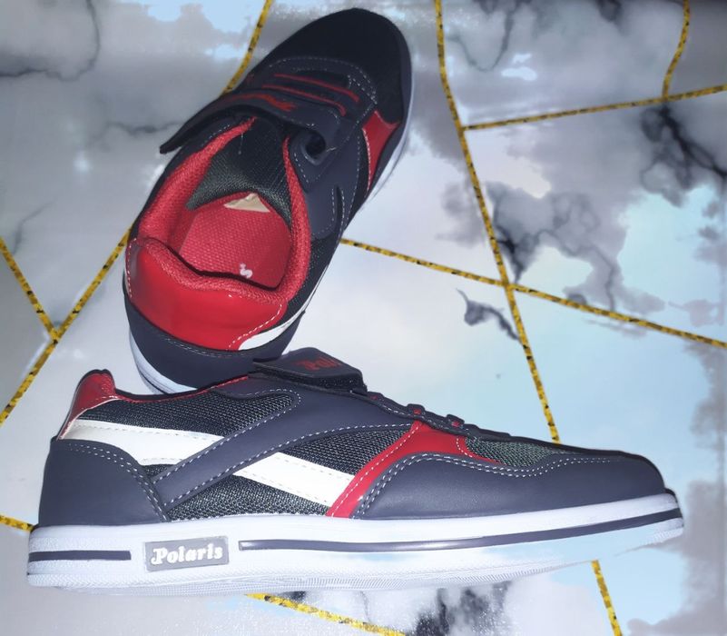 Детские  Кроссовки

Отличного качества