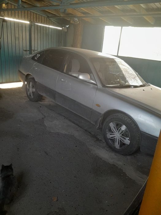 Продам машину МАЗДА626