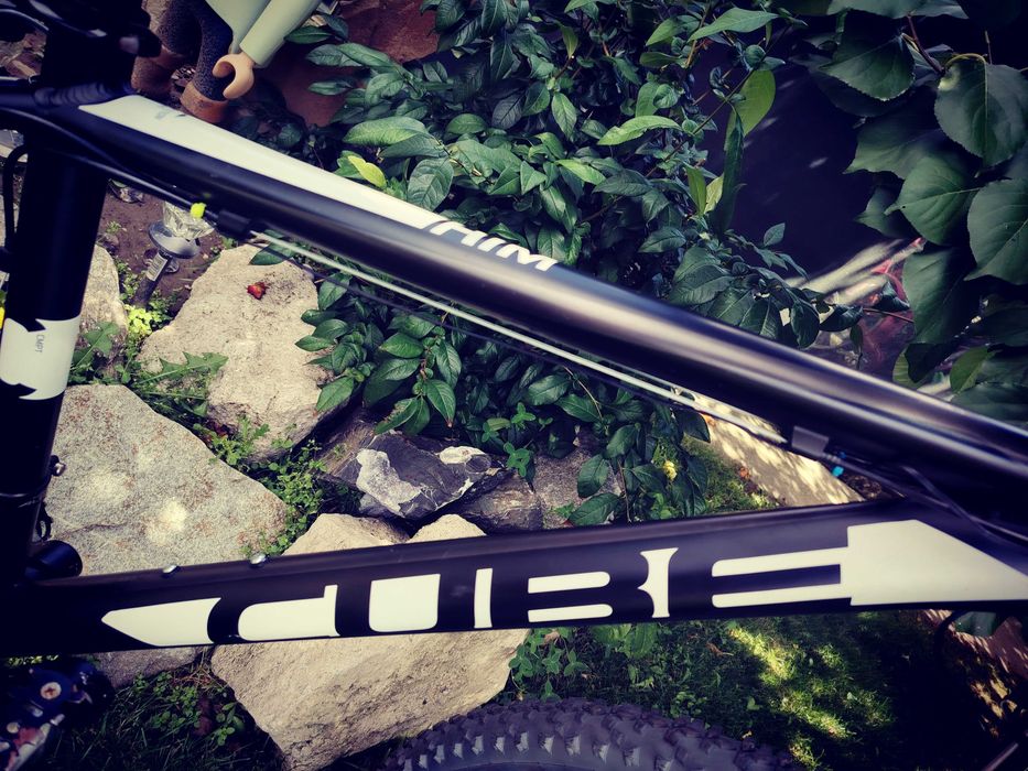 Bicicleta Cube aim 29