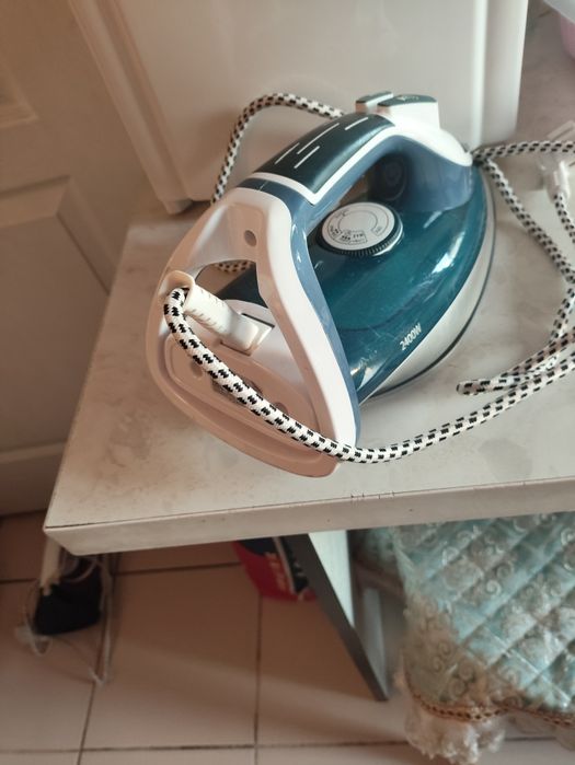 Продам утюг VITEK