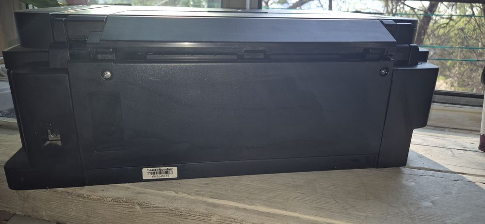 Продам цветной принтер сканер