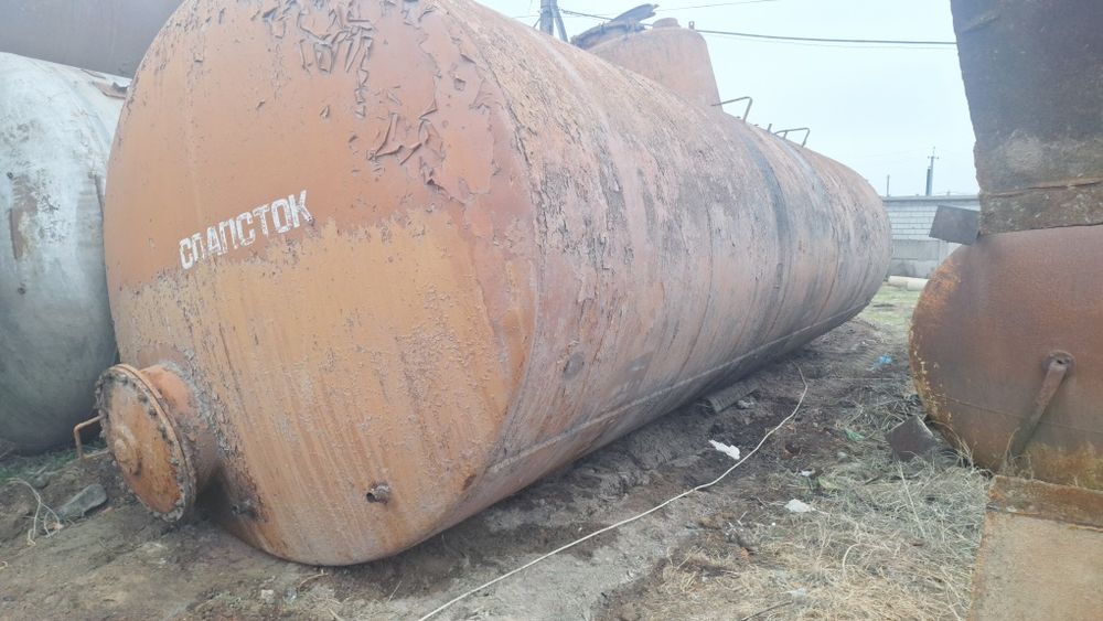 Tip 15/ 25/ 62 vagonni yomkostlar bor sisternalar