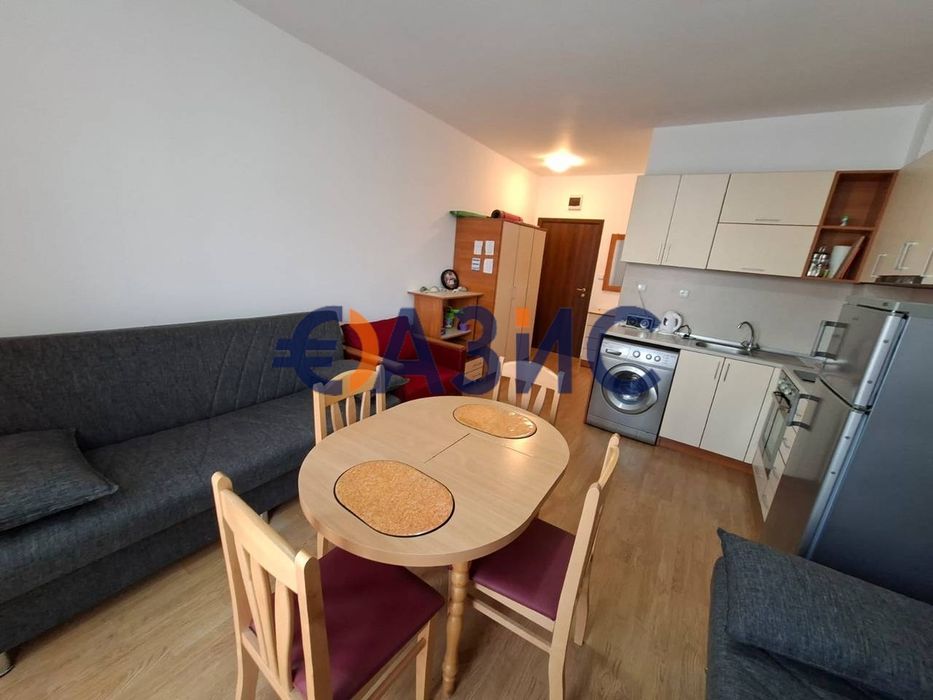 Продава се Едностаен апартамент в к.к. Слънчев бряг - 31 кв.м за 593 €/кв.м - Снимка #8