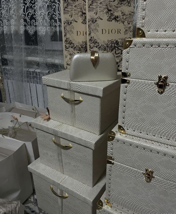 Продам чемоданы для приданного