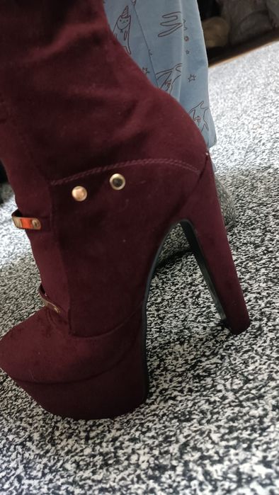 Продам сапоги замша