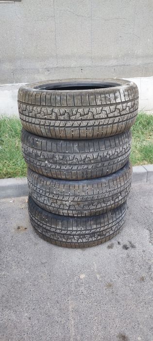 255/50 R20 109V Royal Black