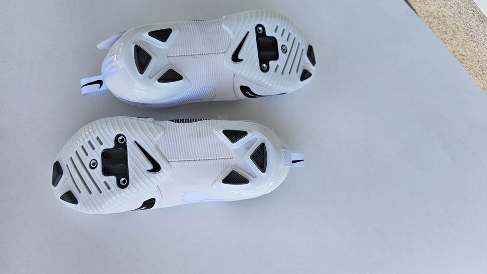 Обувки Nike за колоездене