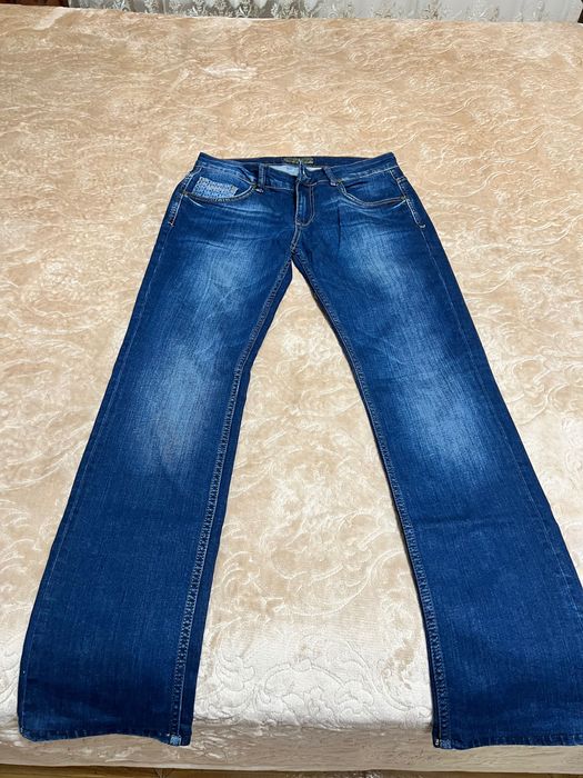 Продам джинсы оригинал Massimo Dutti 32 и 30 размер