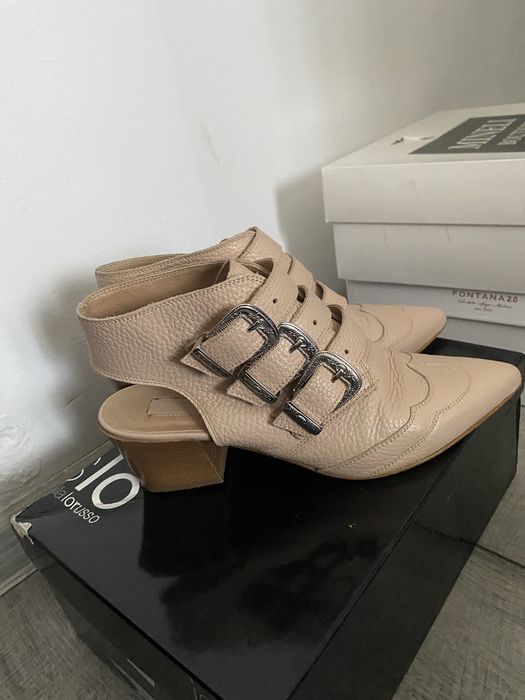 Pantofi decupati piele