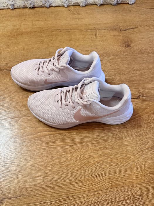 Nike дамски маратонки