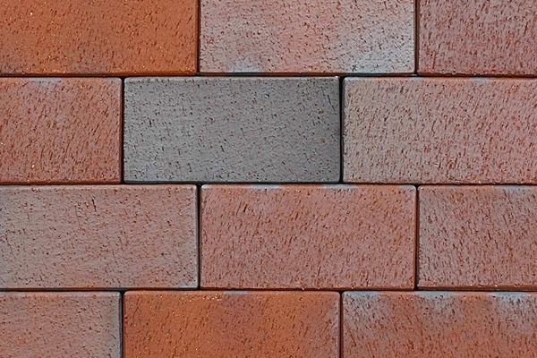 Клинкерная плитка (фасад, двор) и черепица из керамики пр-ва Германия