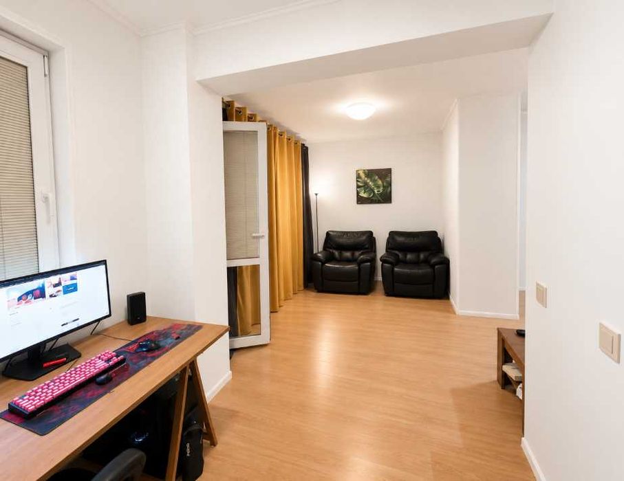 Studio decomandat 43 mp la parter