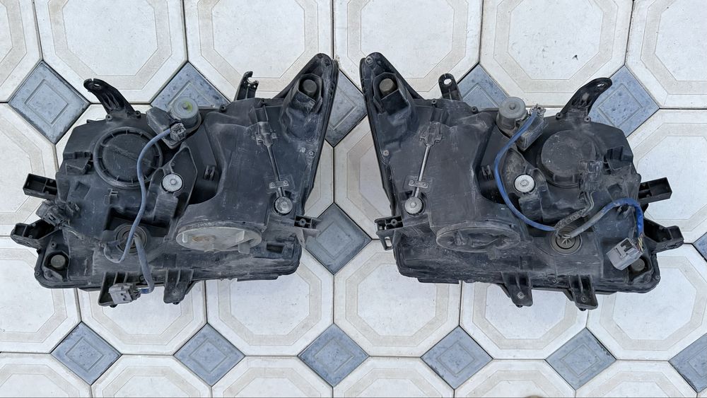 Фары передние на Lexus gx460