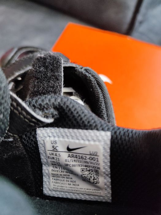 Бебешки кожени обувки Nike,номер 21