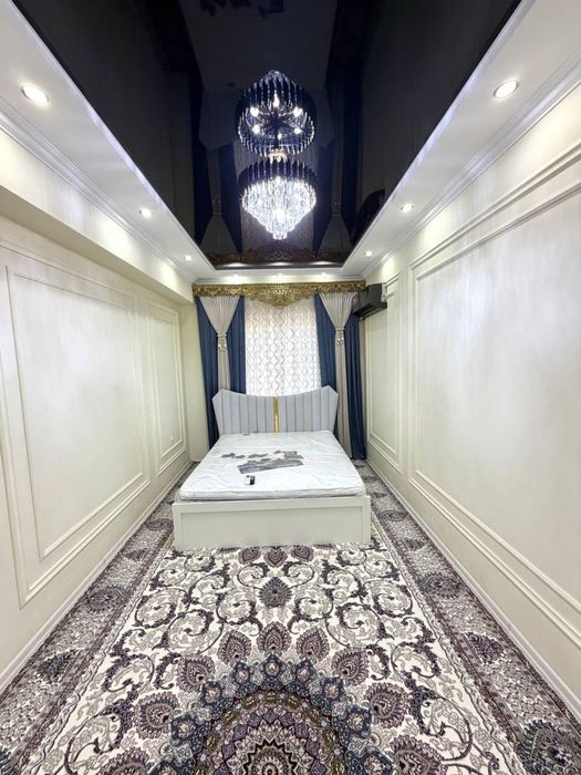 Сдается 1х переделанный как 2 х комнатная квартира Крытый рынок 350 $