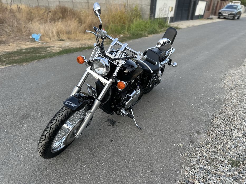 Honda shadow black widow 8700km