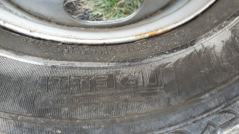 Джанта с гума 195 70 14 пирели