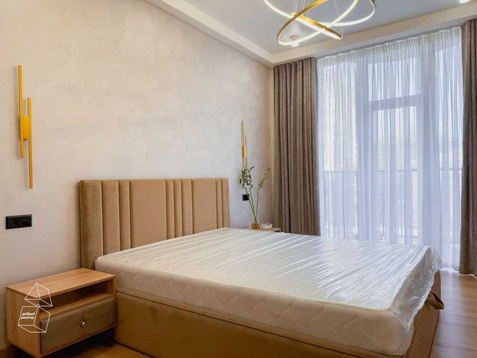 м.Буюк Ипак Йули ул.Сайрам новостройка 2-комн 2/4 65 м² новый ремонт