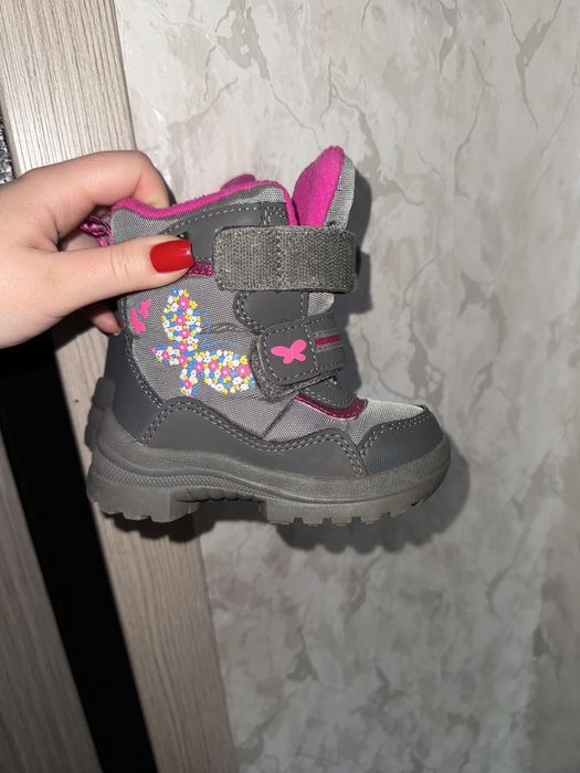 Продам дутики на девочку