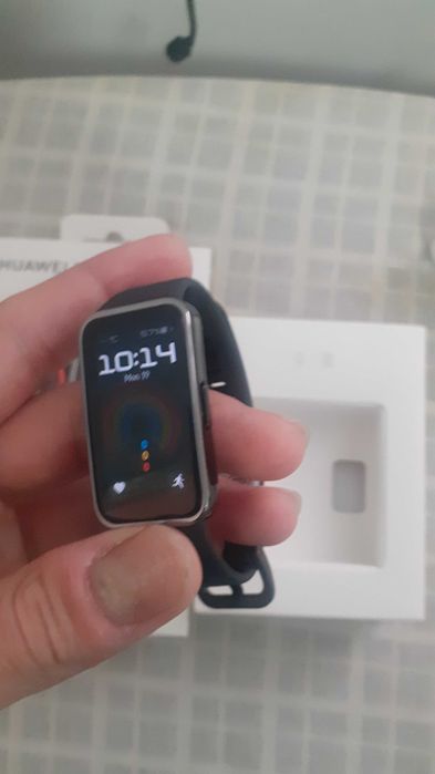 Huawei Band 9. 100% original. Huawei kompaniyasi shaxsan uzi bergan