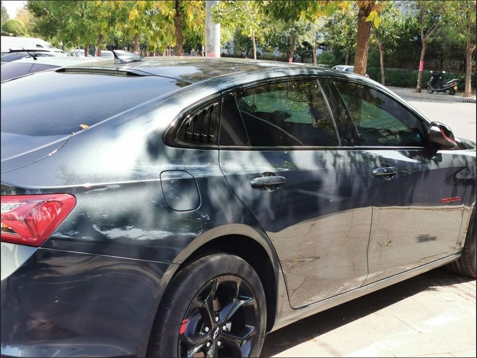 Накладки на форточку Малибу