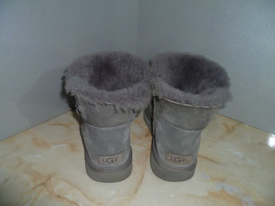 UGG оригинални ботуши №40