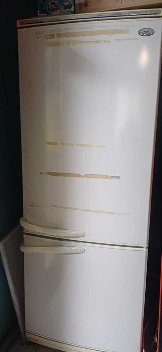 Продам холодильник