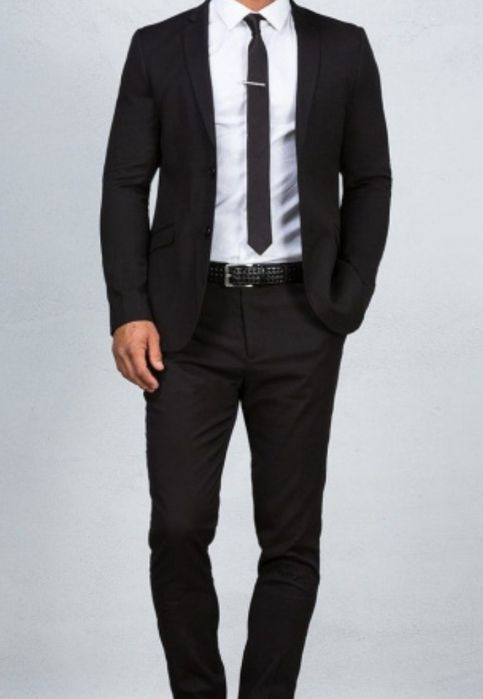 Мужской костюм черный