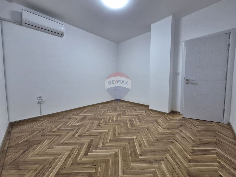 Дава се под наем Тристаен апартамент в Варна, Трошево - 92 кв.м за 498.27 € - Снимка #11