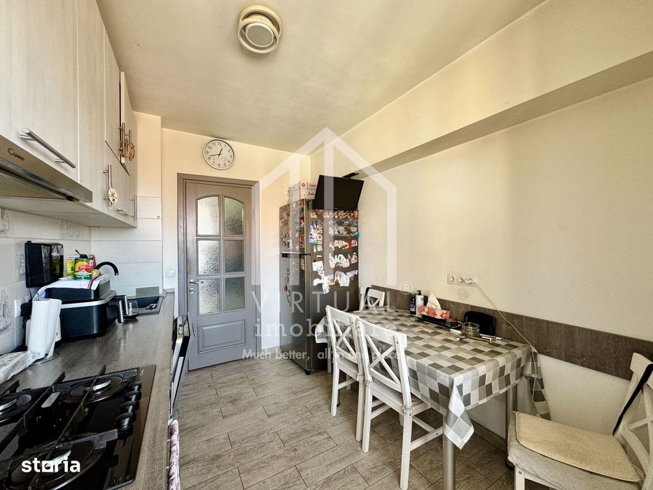 Apartament cu 3 camere, 75mp utili+3 balcoane, etaj 5/5, bloc cu lift
