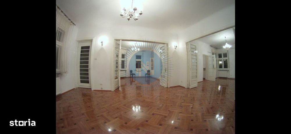 Apartament in vila Capitale
