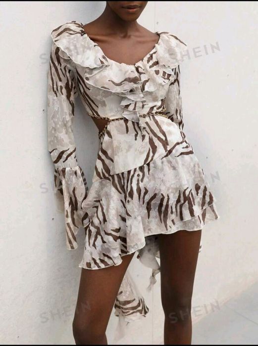 Rochita  noua cu eticheta