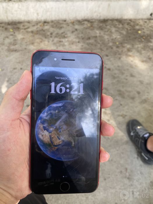 iPhone 8 plus red срочно