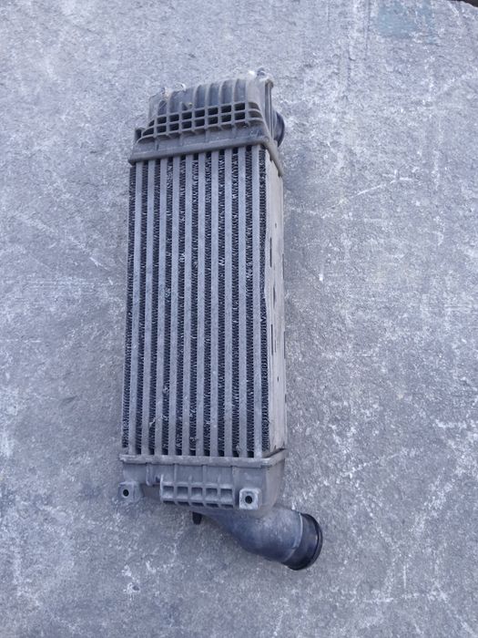 Интеркулер радиатор Valeo за Citroen C5 1.6 hdi (2004-2011) 9657073480