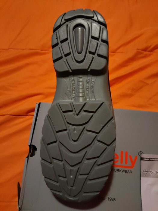 Зимни работни обувки Rewelly  N42